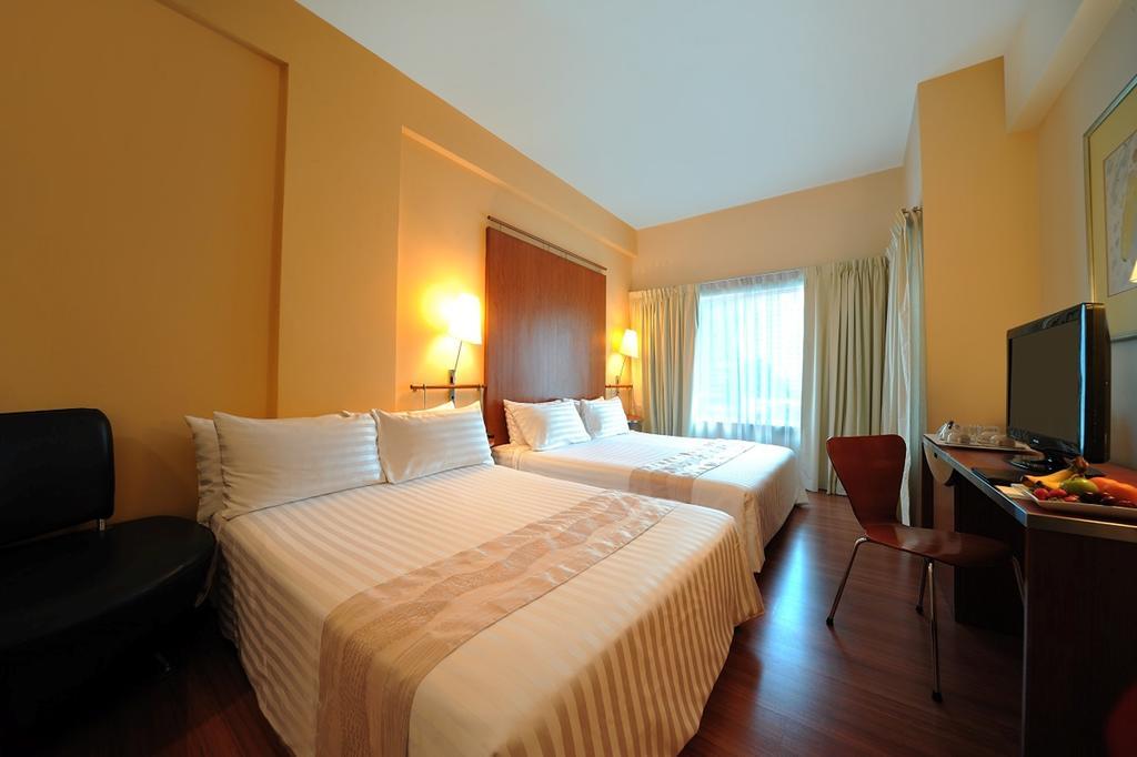 Alpha Genesis Bukit Bintang 3*